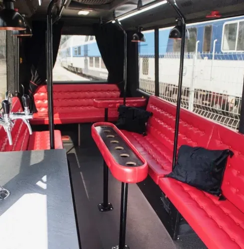 Prag Öl-Buss + Klubb Prag Öl-Buss + Klubb