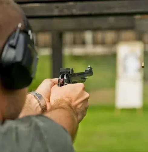 Bratislava AK-47 Skjutning som Imponerar Bratislava AK-47 Skjutning som Imponerar