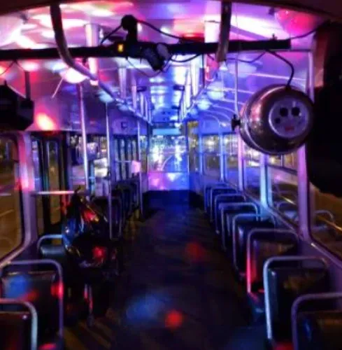 Warszawa SPARVAGN TILL FEST + KLUBB Warszawa SPARVAGN TILL FEST + KLUBB