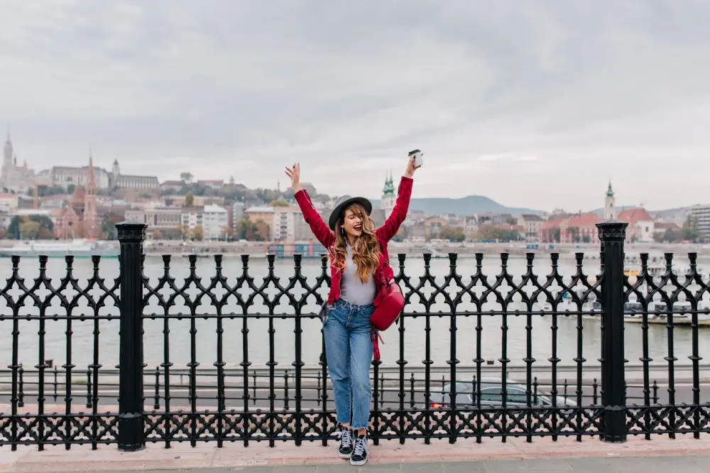 Nora - Budapest svensexa guide, Svensexor.com